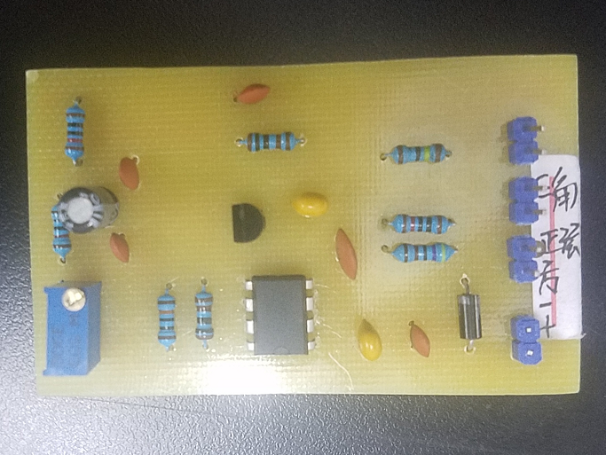 NE555波形发生器(原理图+PCB+Proteus仿真)